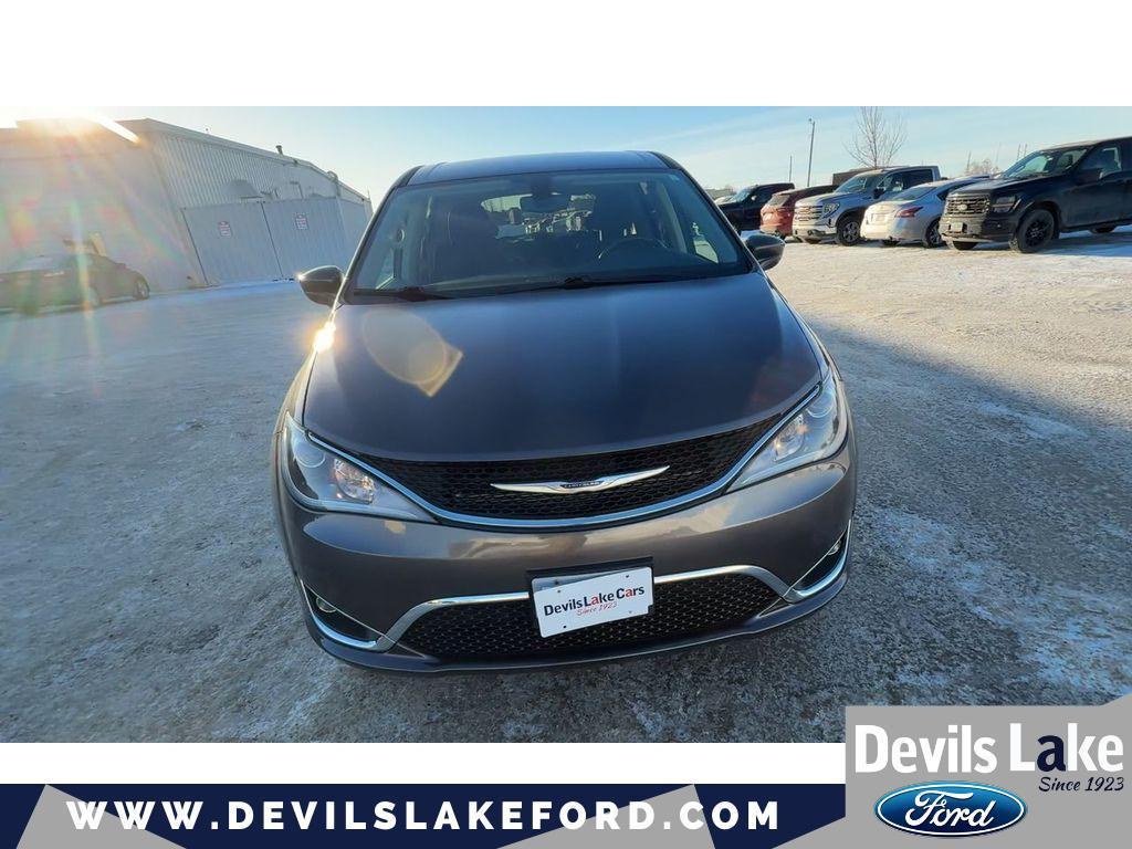 used 2020 Chrysler Pacifica car, priced at $23,598