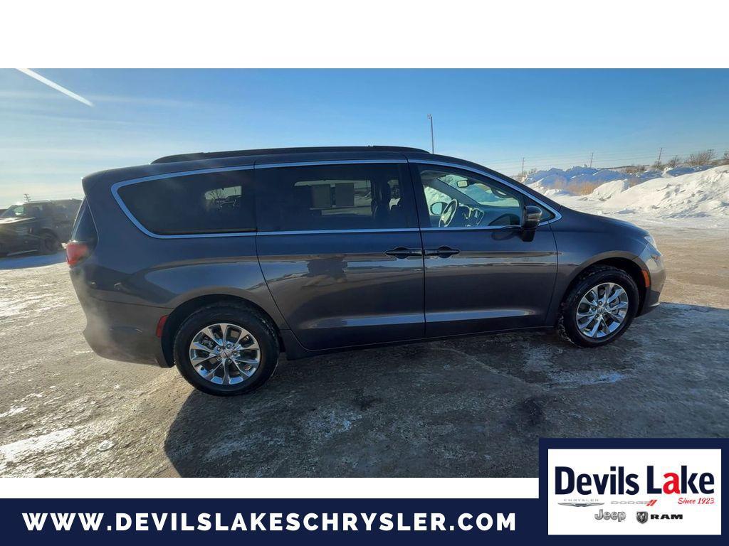 used 2022 Chrysler Pacifica car, priced at $29,141