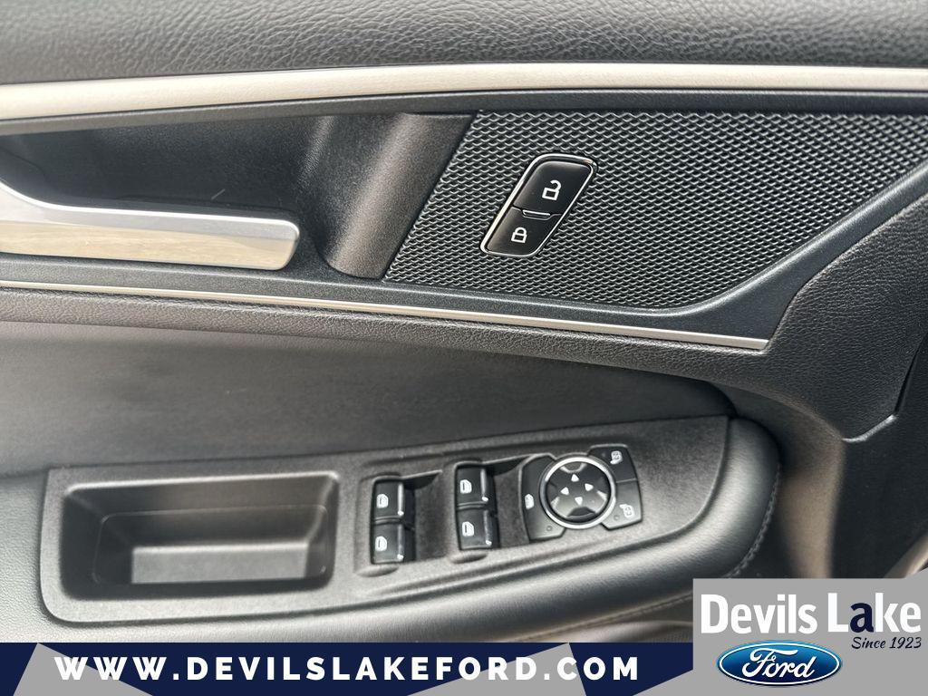 used 2024 Ford Edge car, priced at $21,698