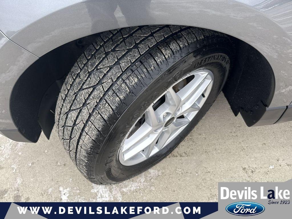 used 2024 Ford Edge car, priced at $21,698