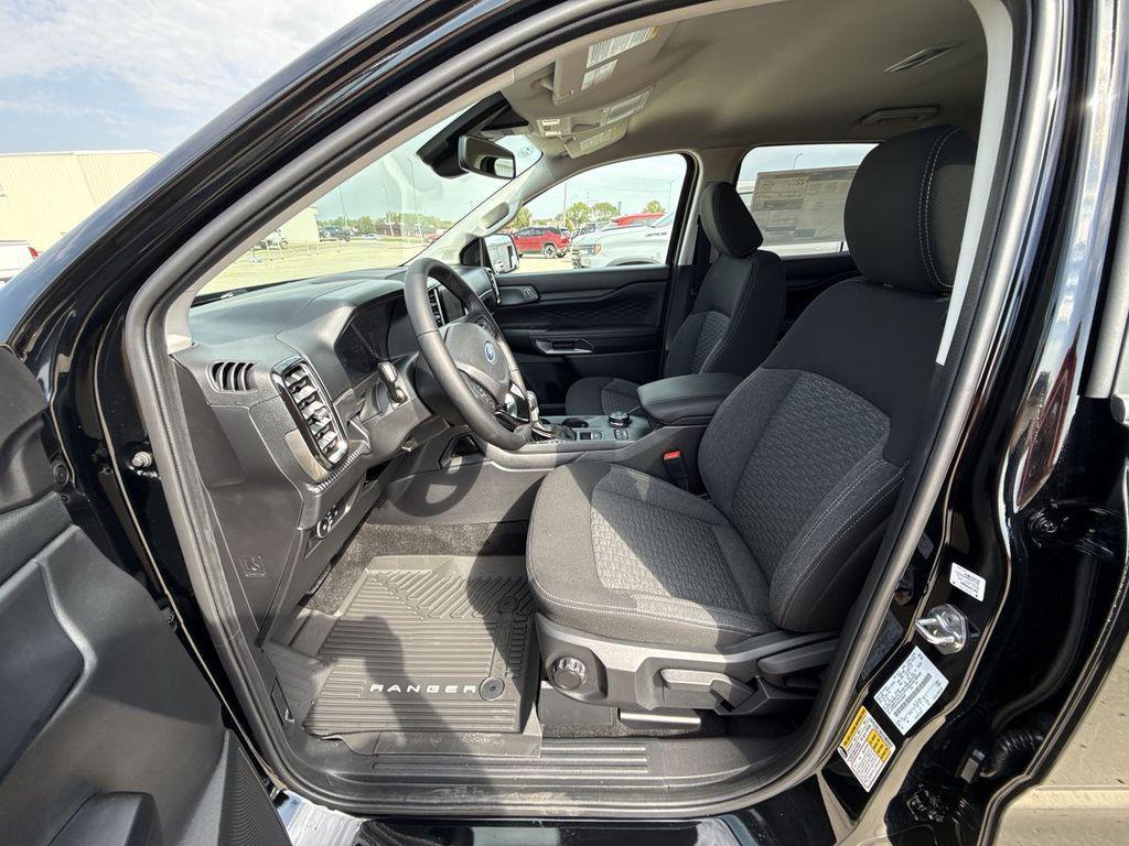new 2025 Ford Ranger car, priced at $42,915