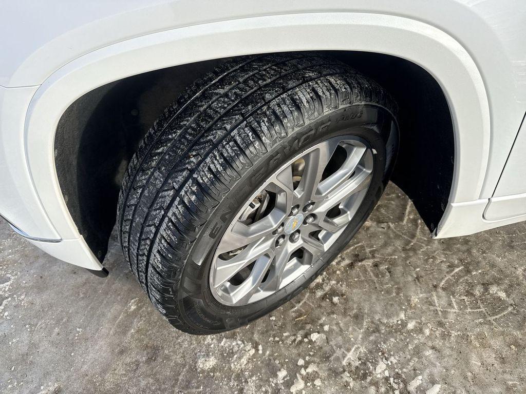 used 2019 Chevrolet Traverse car, priced at $23,456