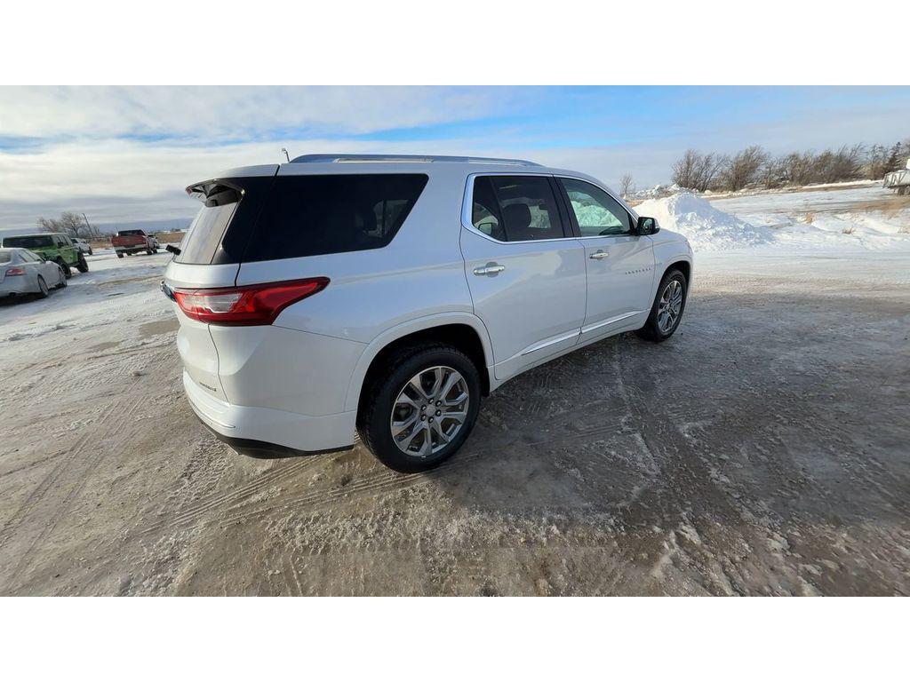 used 2019 Chevrolet Traverse car, priced at $23,456