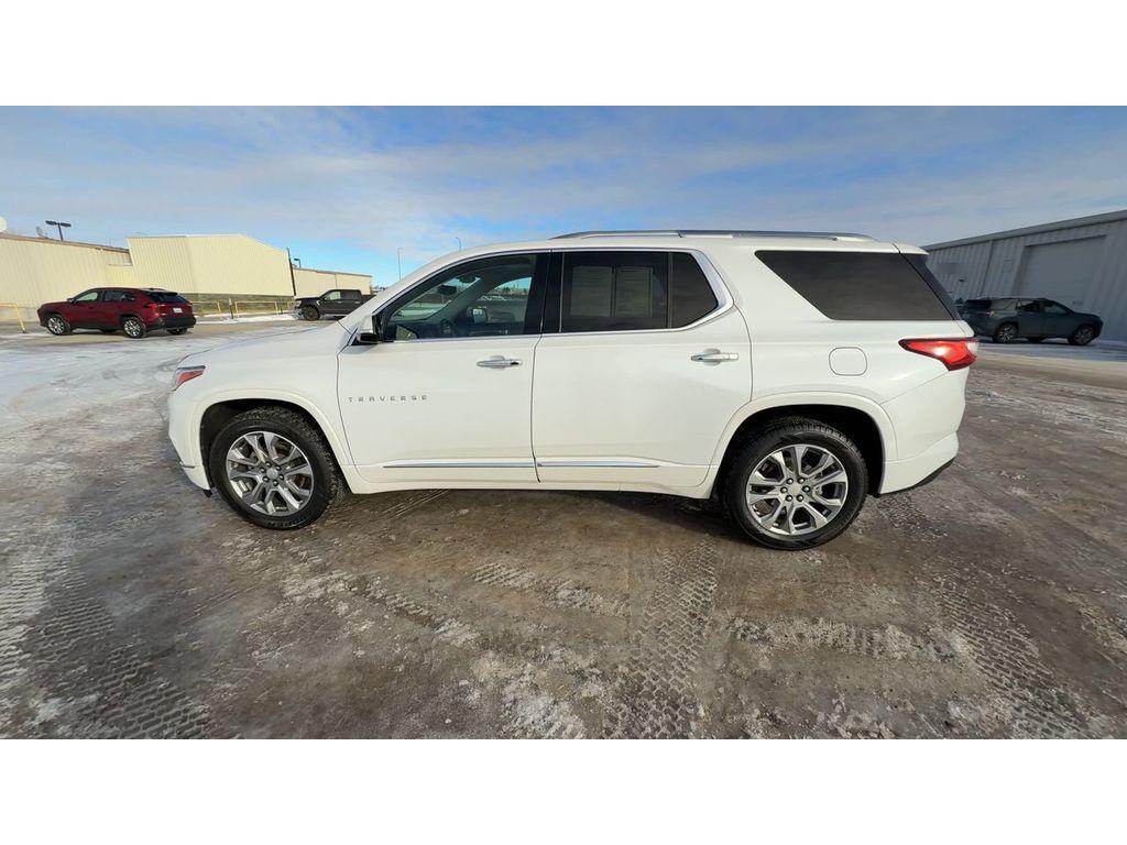 used 2019 Chevrolet Traverse car, priced at $23,456