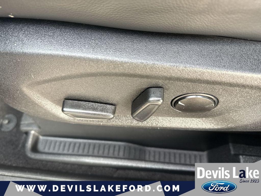 used 2024 Ford Edge car, priced at $23,098