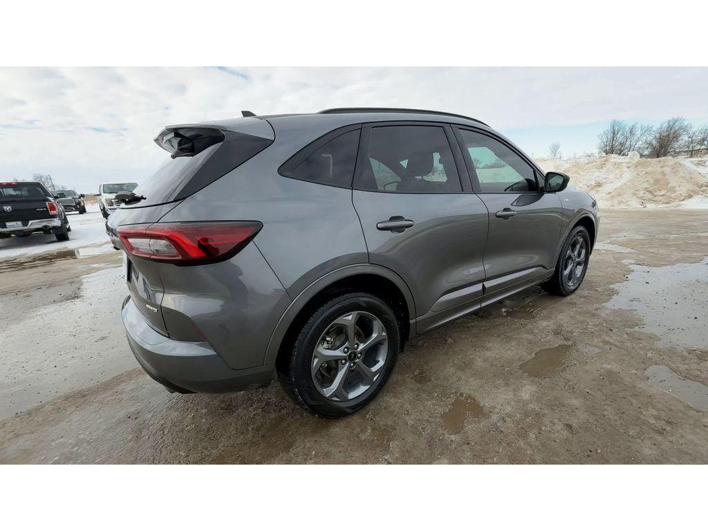 used 2023 Ford Escape car, priced at $21,992