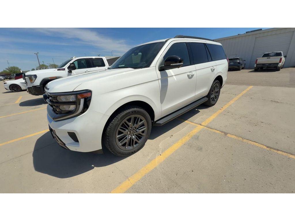 new 2026 Ford Expedition car, priced at $75,664