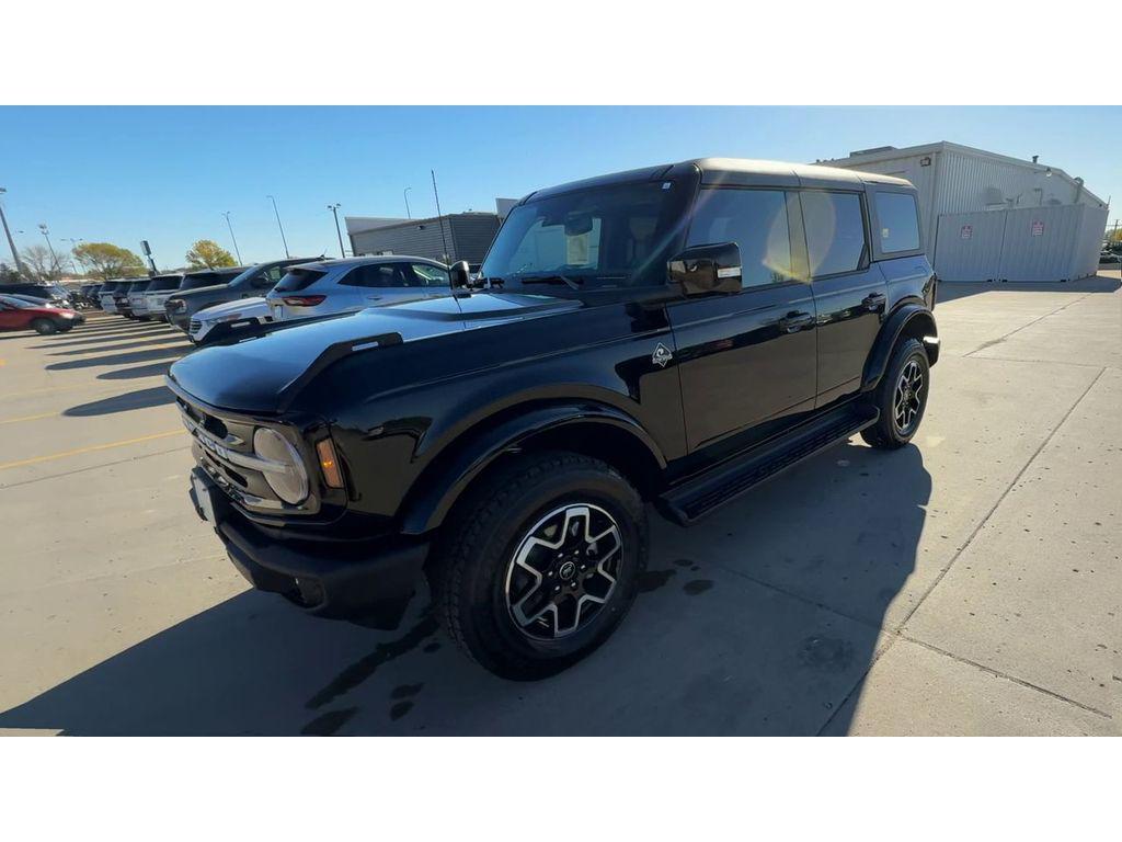 new 2025 Ford Bronco car, priced at $56,577