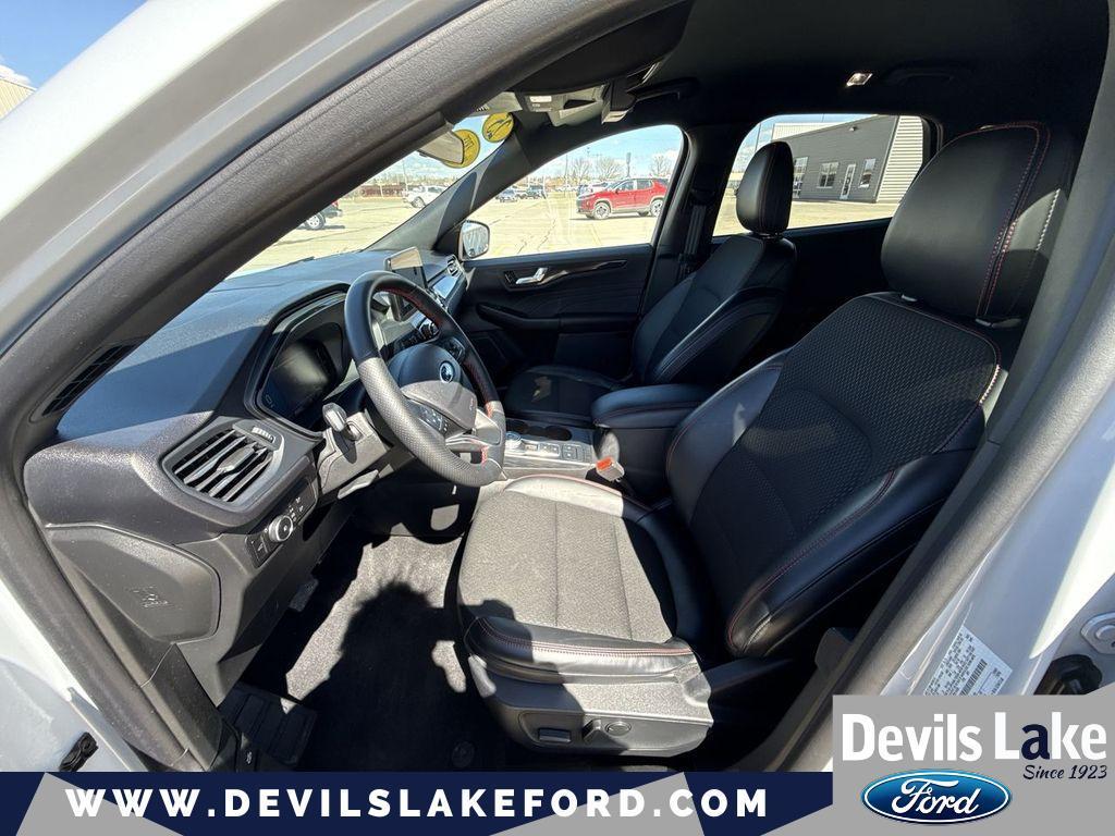 used 2025 Ford Escape car, priced at $25,991