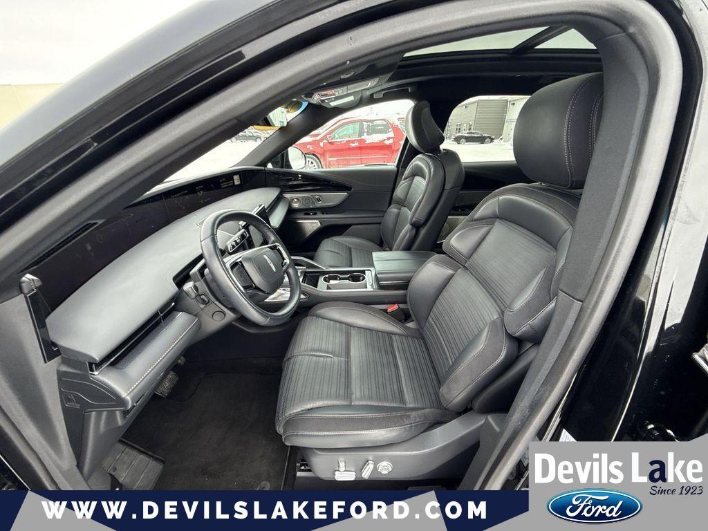 used 2024 Lincoln Nautilus car, priced at $58,495