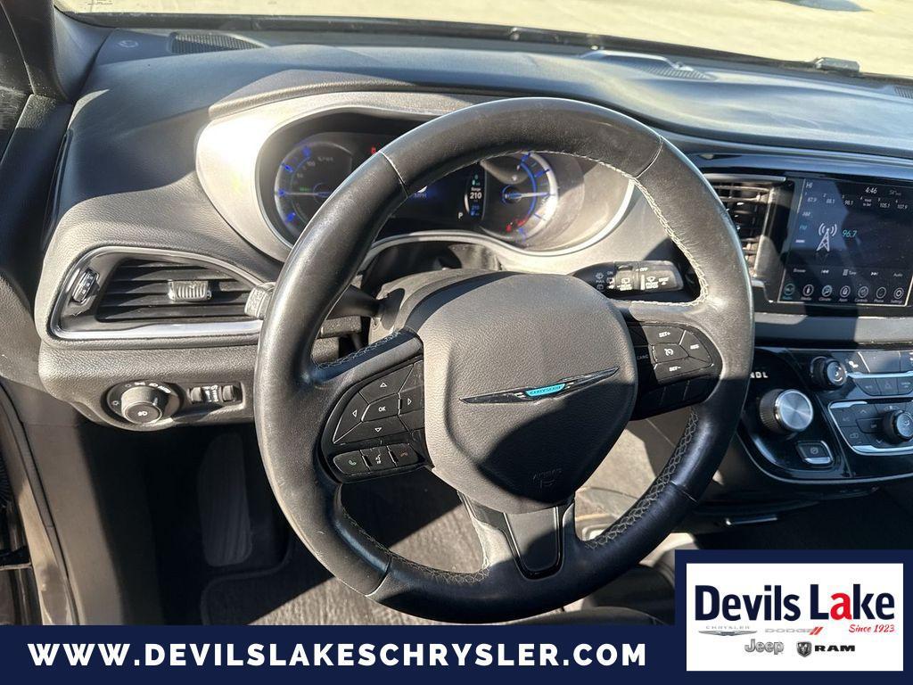 used 2019 Chrysler Pacifica Hybrid car, priced at $13,586