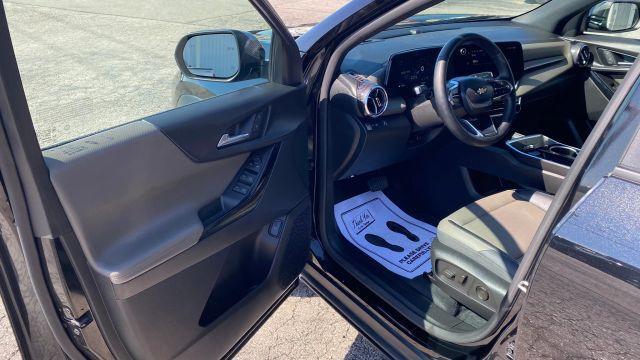used 2025 Chevrolet Equinox car, priced at $28,495