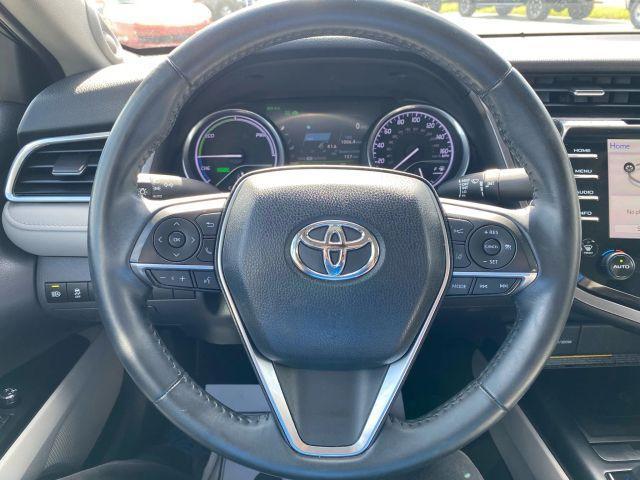 used 2018 Toyota Camry Hybrid car, priced at $17,995
