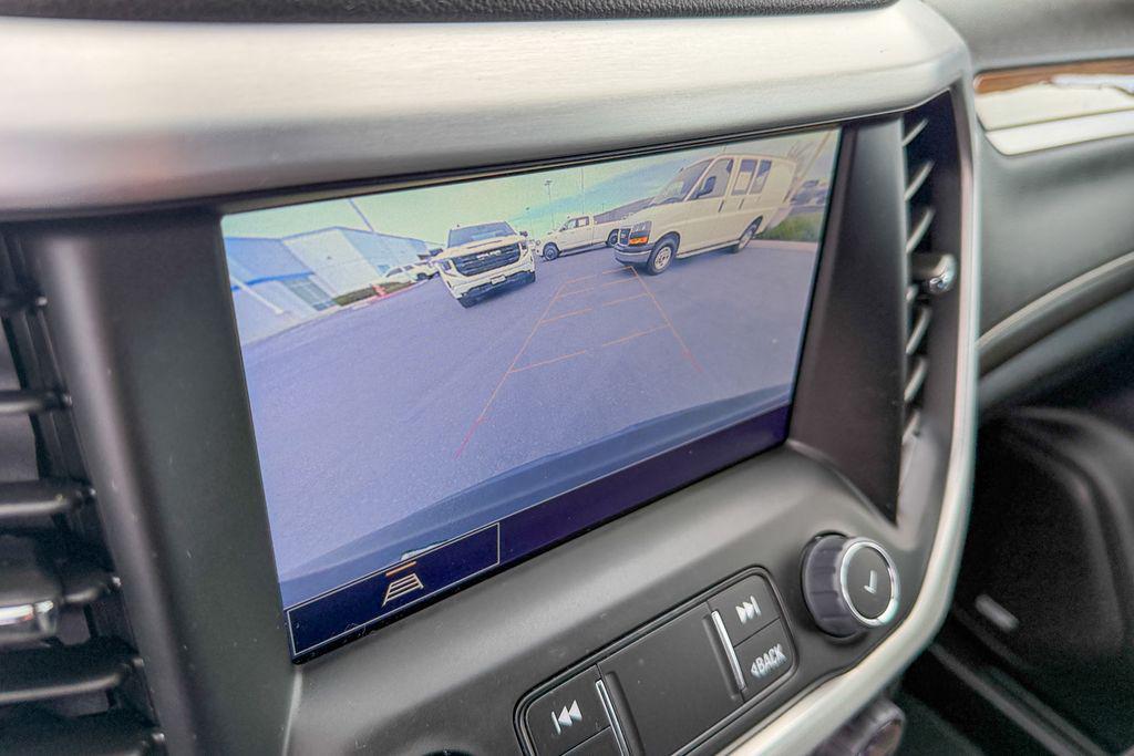 used 2022 GMC Acadia car, priced at $21,999