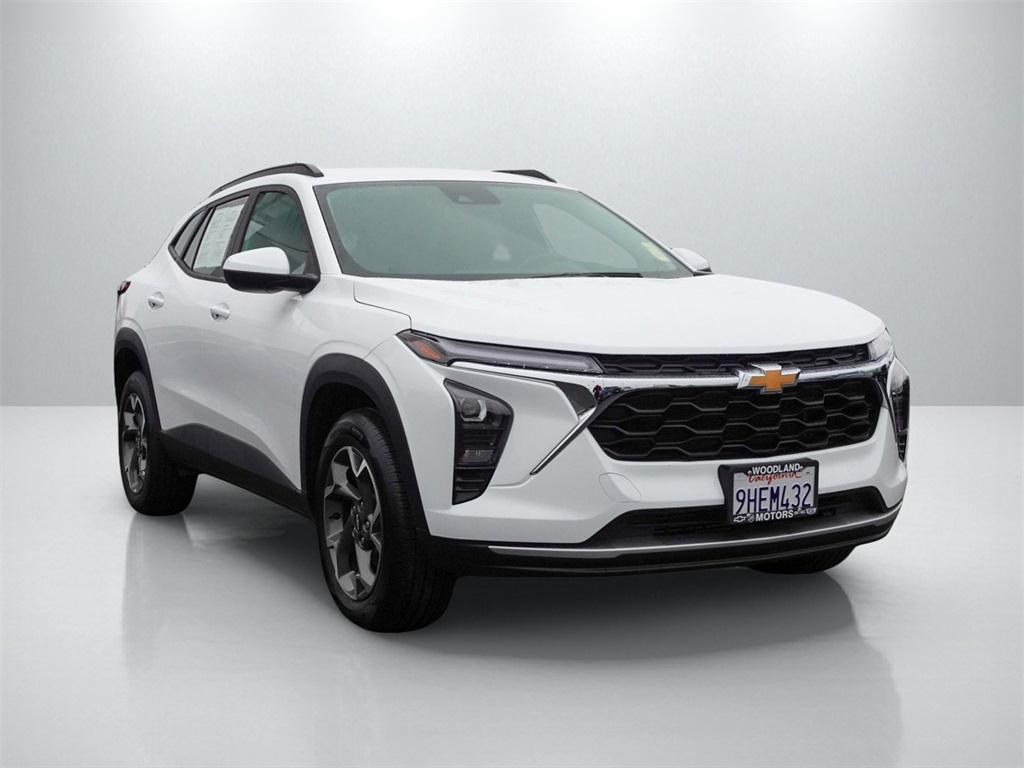 used 2024 Chevrolet Trax car, priced at $20,966