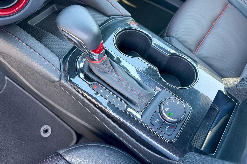 used 2025 Chevrolet Blazer car, priced at $37,999