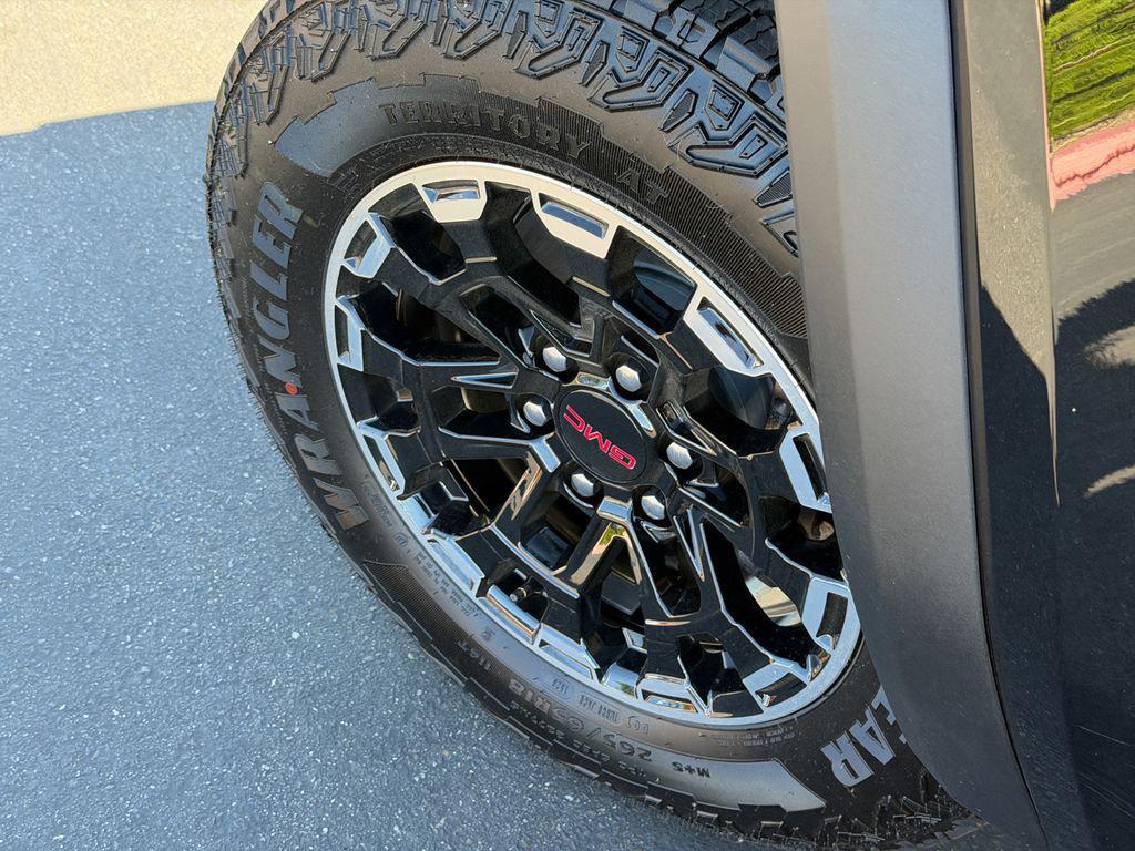 new 2026 GMC Canyon car, priced at $47,212