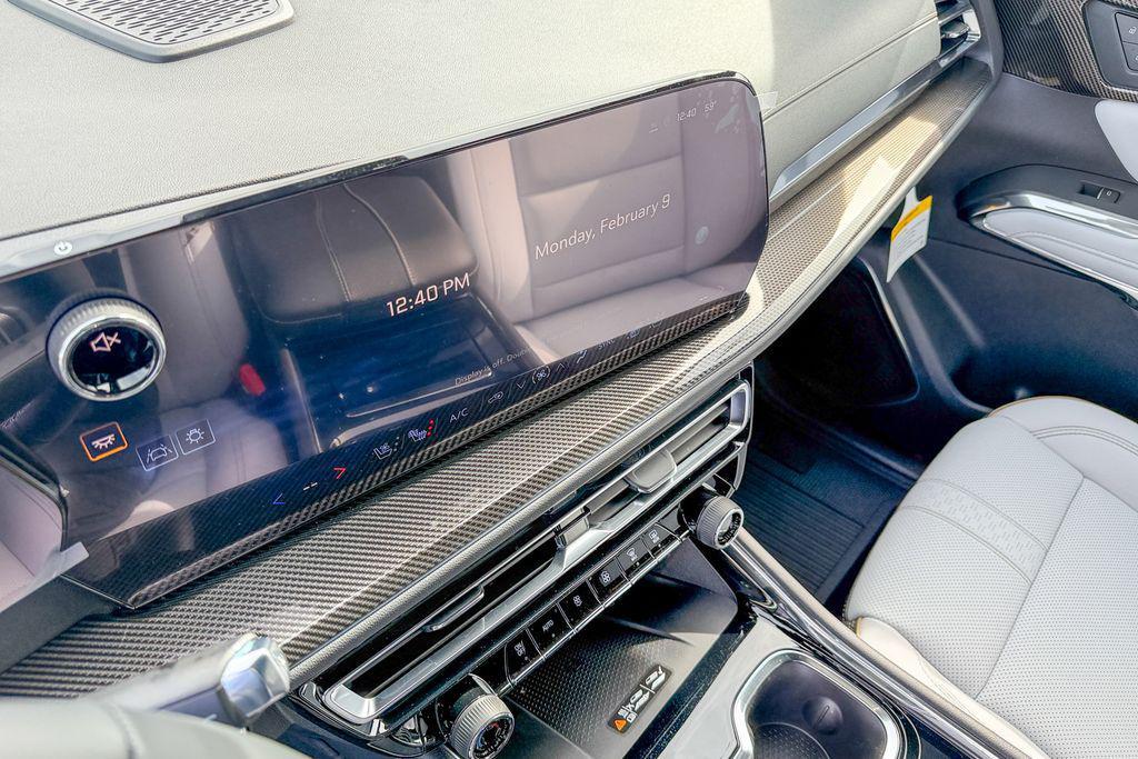 new 2026 Chevrolet Traverse car, priced at $61,005