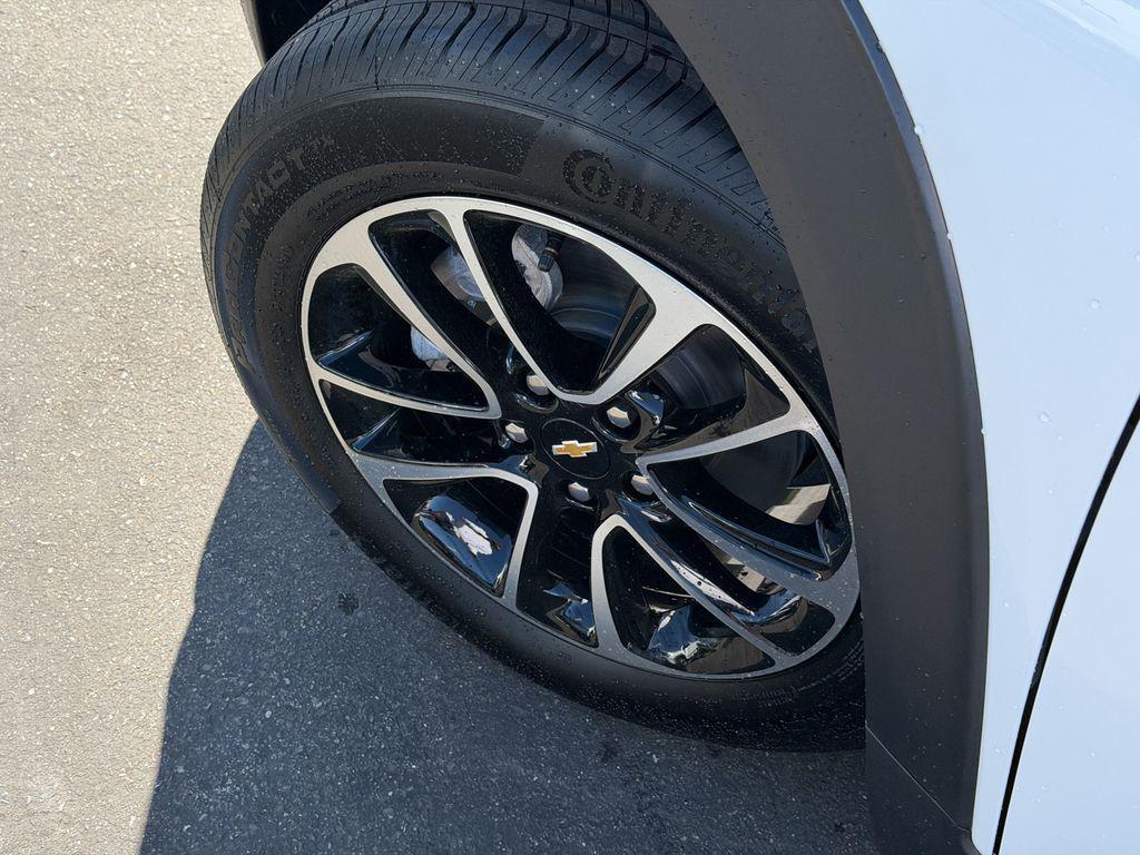 new 2026 Chevrolet TrailBlazer car, priced at $30,337