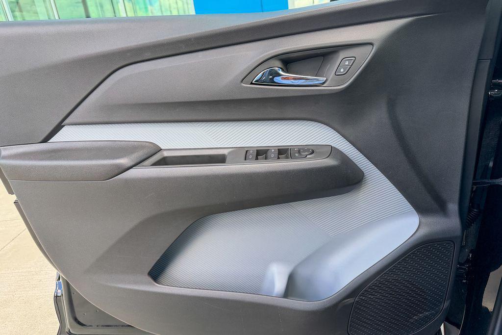new 2027 Chevrolet Bolt car, priced at $32,117