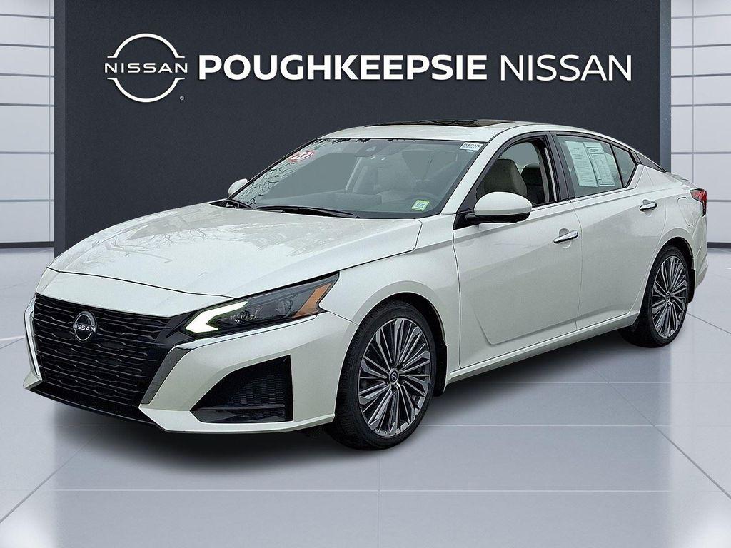 used 2023 Nissan Altima car, priced at $21,995