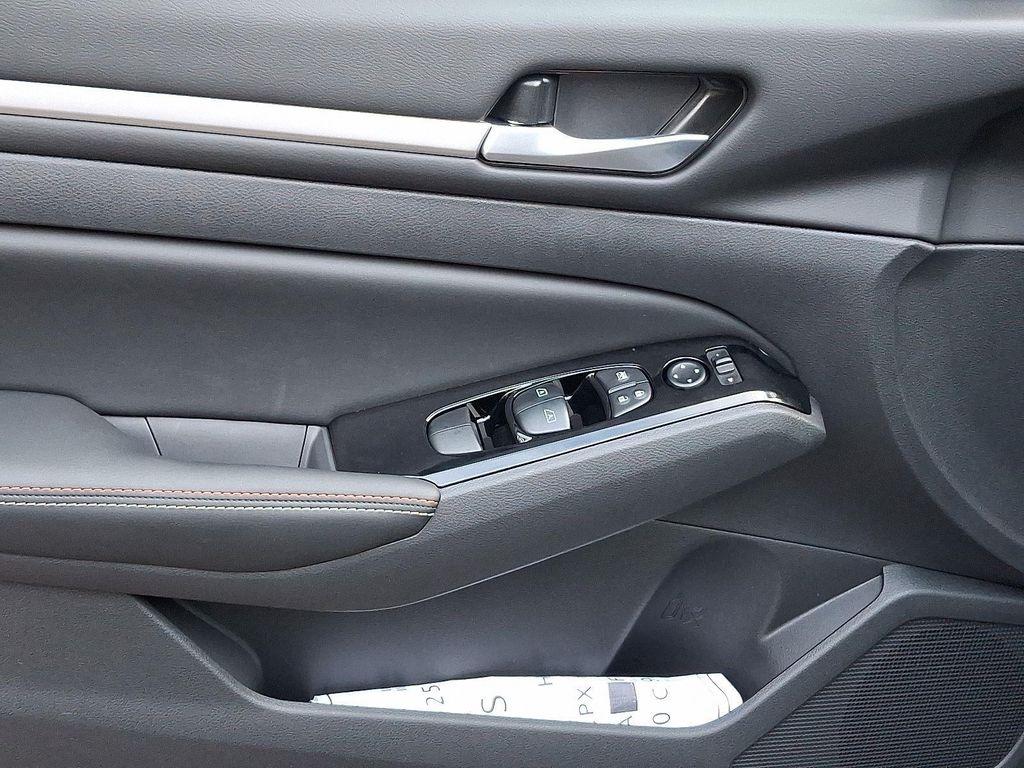 new 2025 Nissan Altima car, priced at $34,030