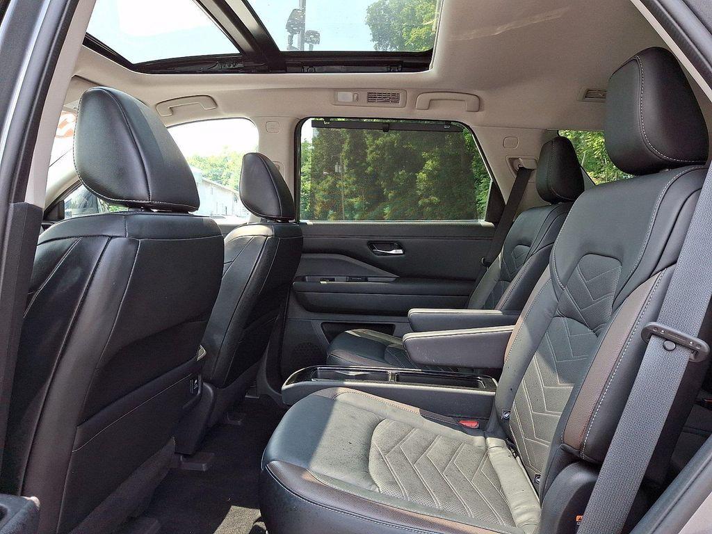 used 2022 Nissan Pathfinder car, priced at $28,995