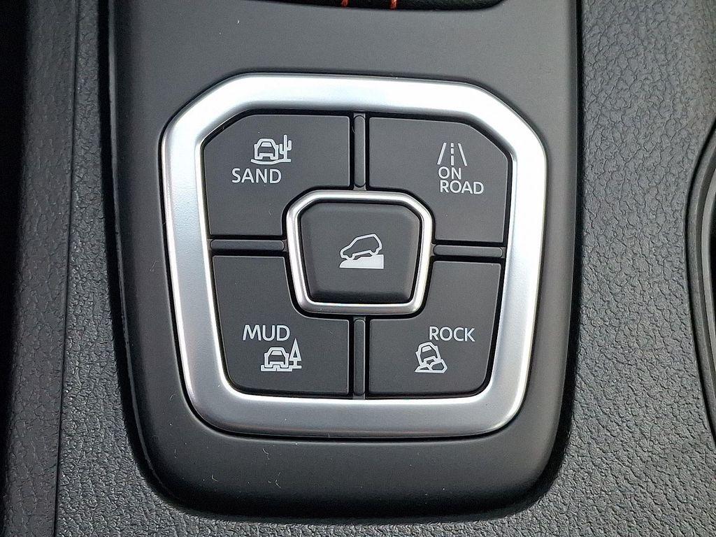 new 2026 Nissan Frontier car, priced at $42,820