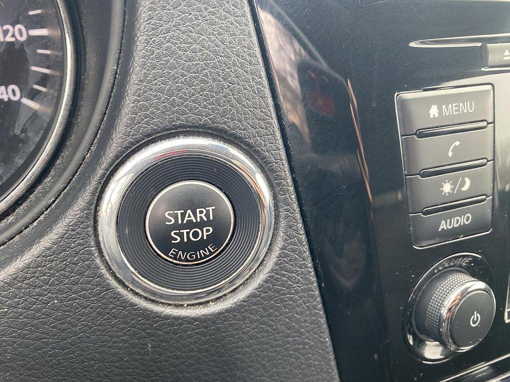 used 2020 Nissan Rogue car, priced at $15,895