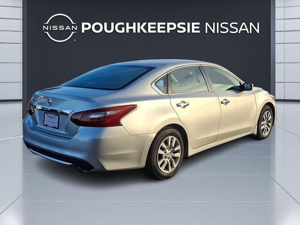 used 2018 Nissan Altima car, priced at $9,995