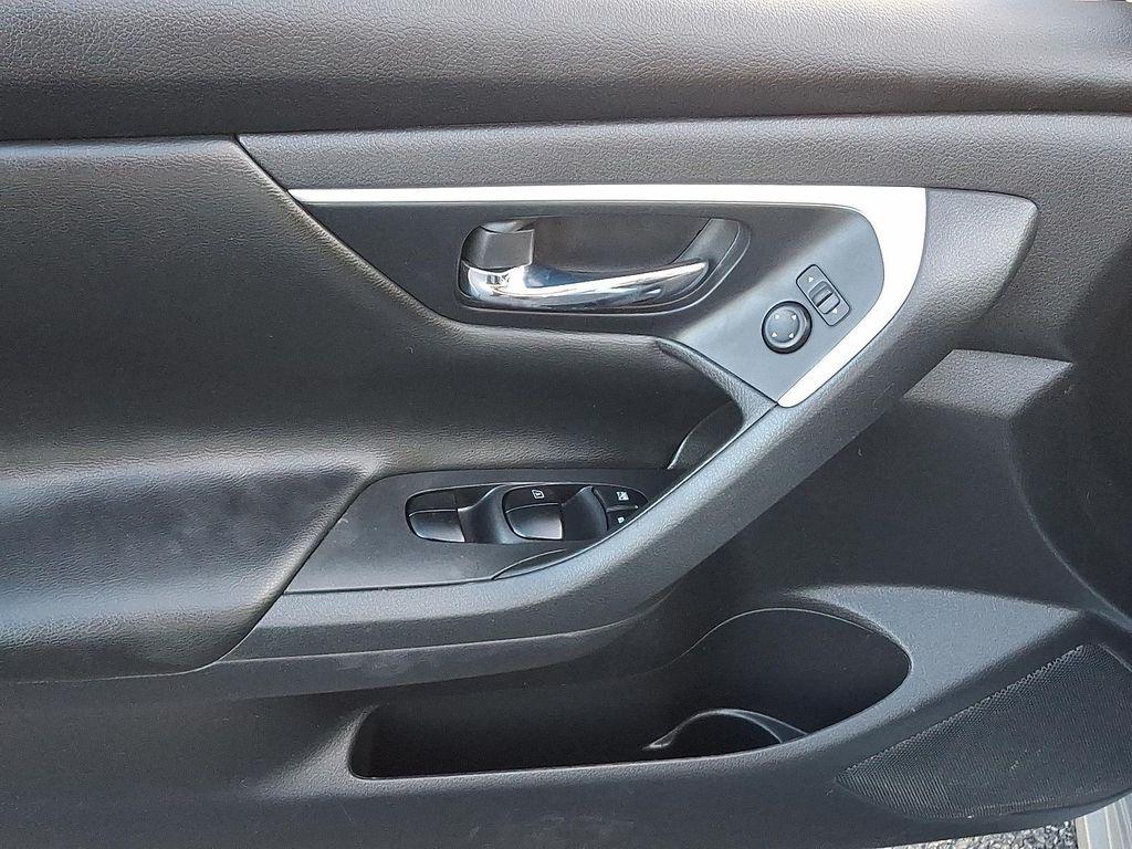 used 2018 Nissan Altima car, priced at $9,995