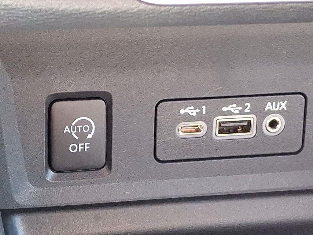 new 2025 Nissan Sentra car