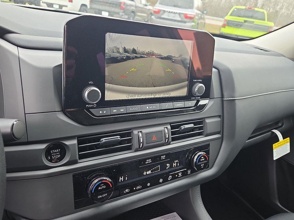 new 2025 Nissan Pathfinder car, priced at $37,765