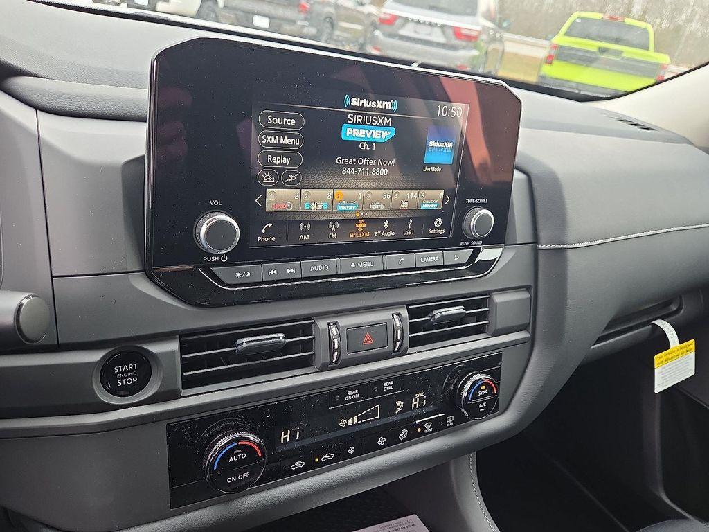 new 2025 Nissan Pathfinder car, priced at $37,765