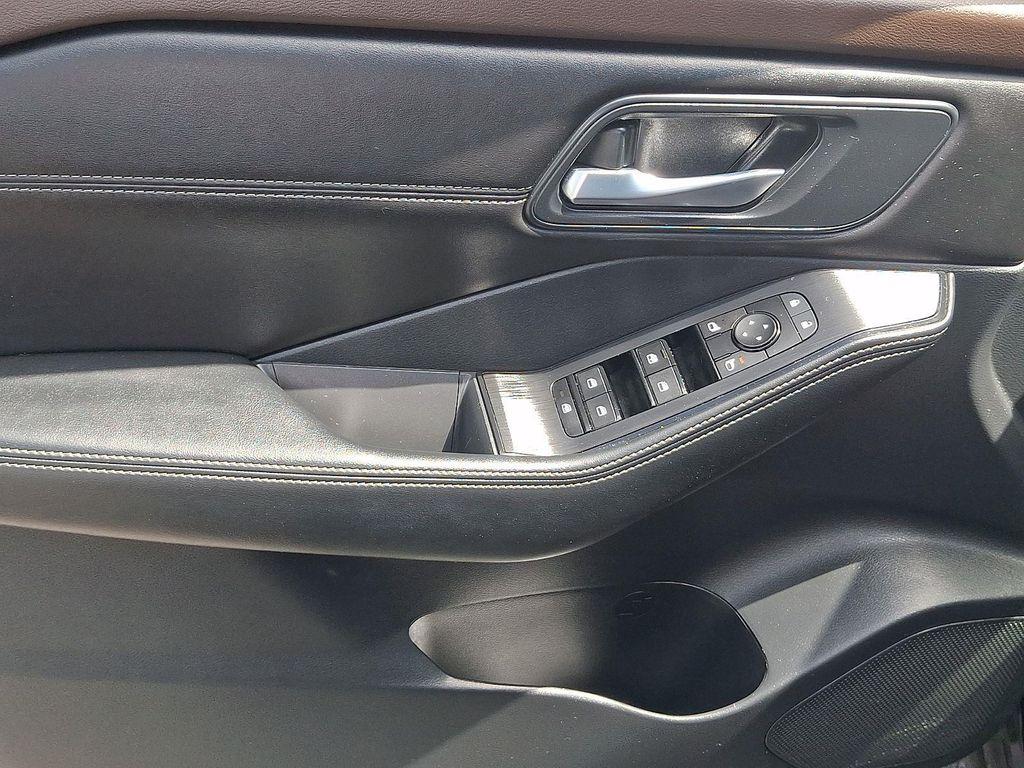 used 2023 Nissan Rogue car, priced at $24,995