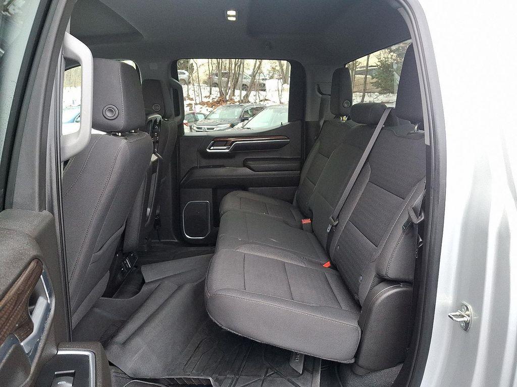 used 2022 Chevrolet Silverado 1500 car, priced at $32,995