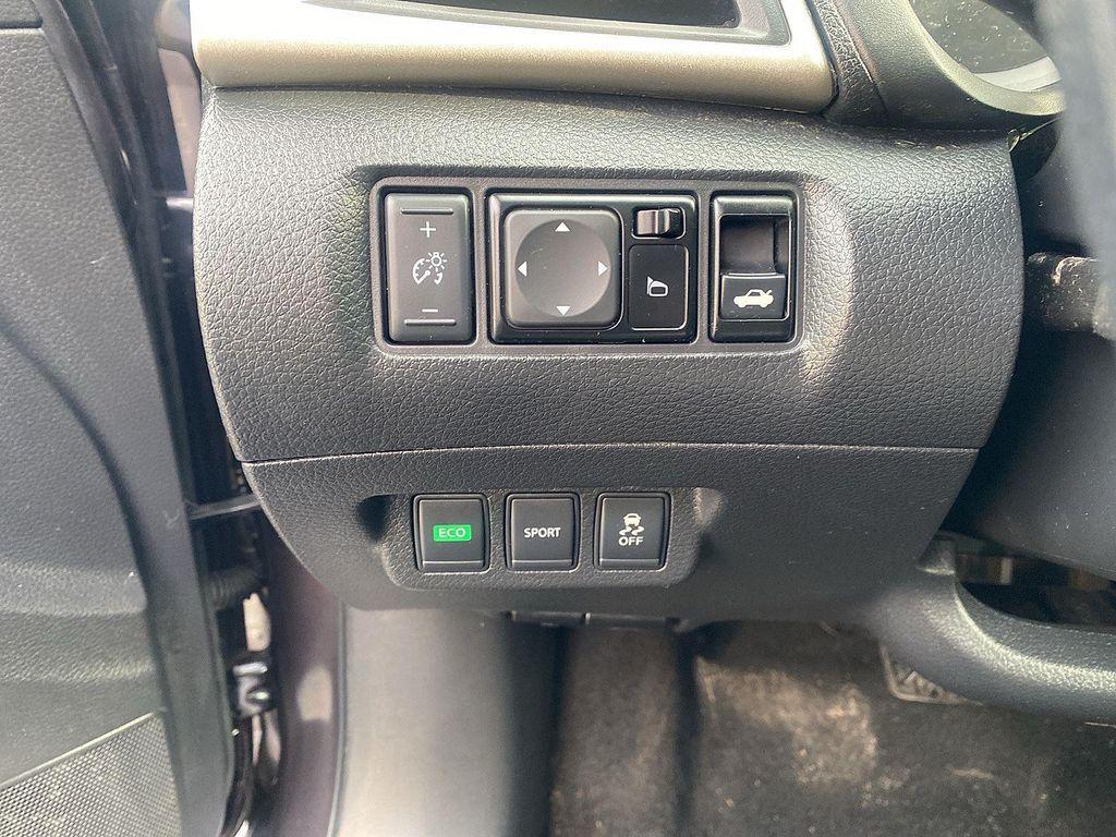 used 2013 Nissan Sentra car, priced at $9,495