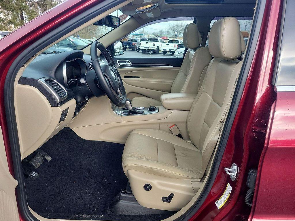 used 2019 Jeep Grand Cherokee car, priced at $19,495