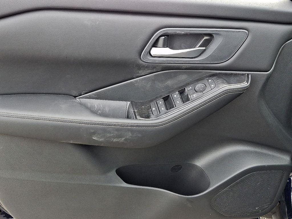 new 2026 Nissan Rogue car, priced at $29,238