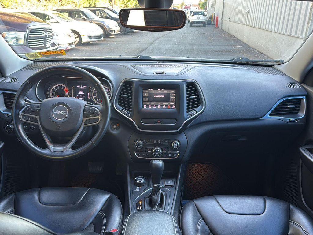 used 2019 Jeep Cherokee car, priced at $14,995