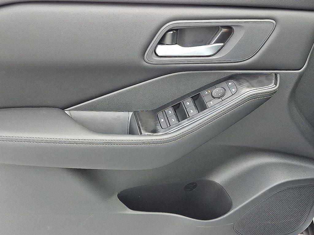 new 2026 Nissan Rogue car, priced at $29,257