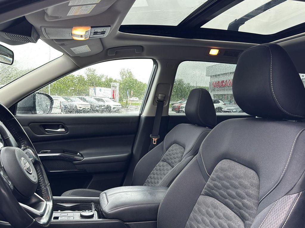 used 2022 Nissan Pathfinder car, priced at $26,000