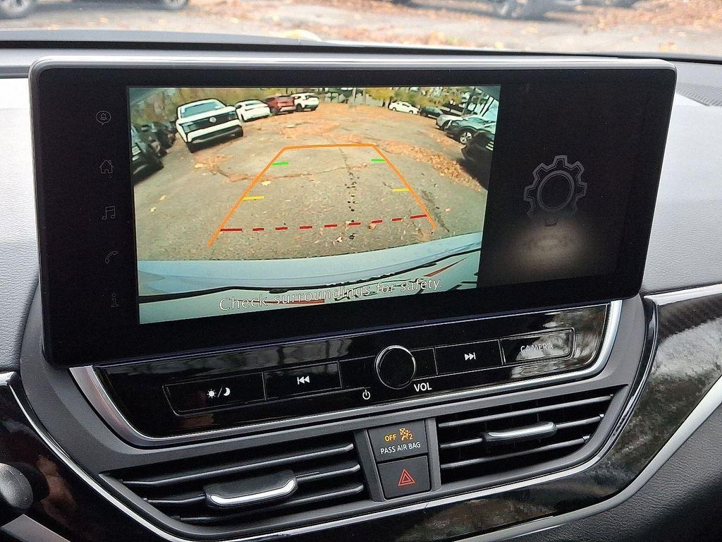 new 2025 Nissan Altima car, priced at $30,950