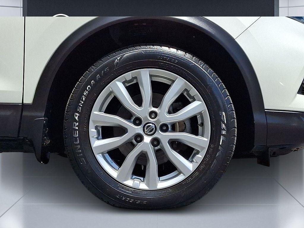 used 2020 Nissan Rogue Sport car, priced at $18,995