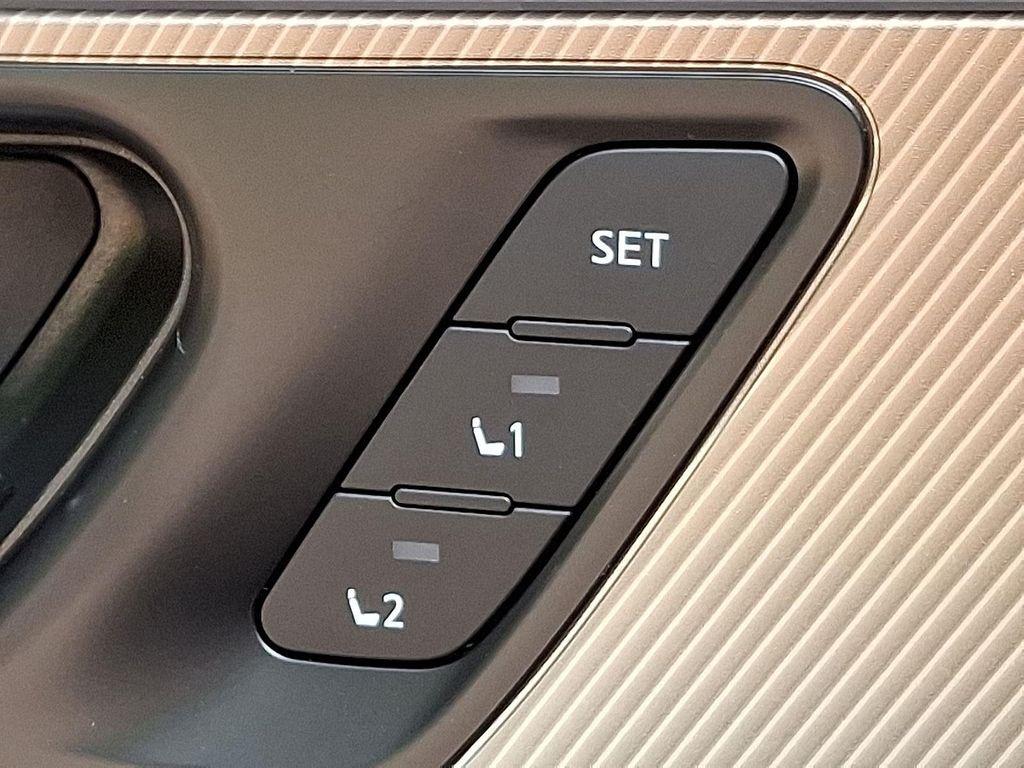 new 2025 Nissan Murano car, priced at $42,560