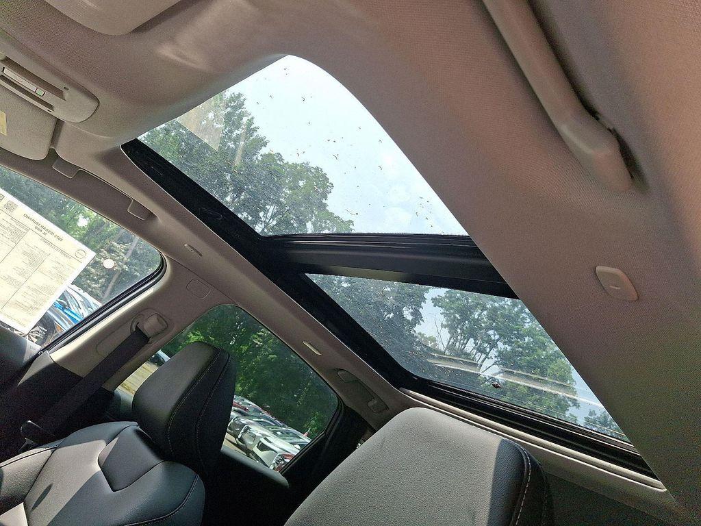 new 2025 Nissan Murano car, priced at $42,560