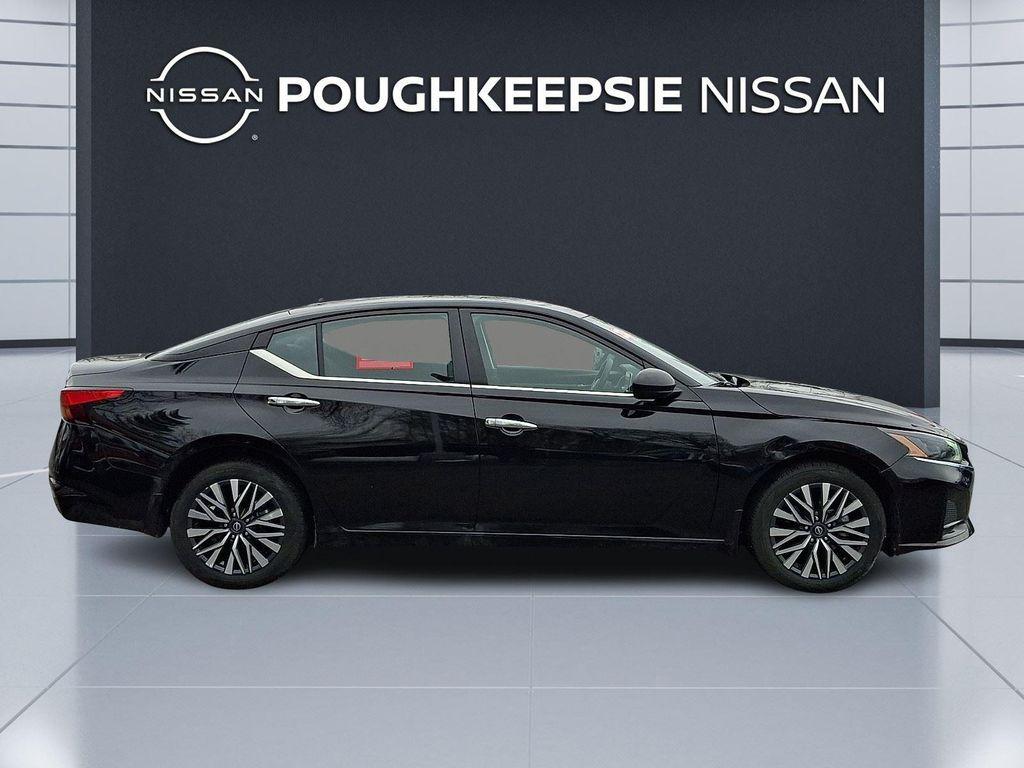 used 2023 Nissan Altima car, priced at $21,995