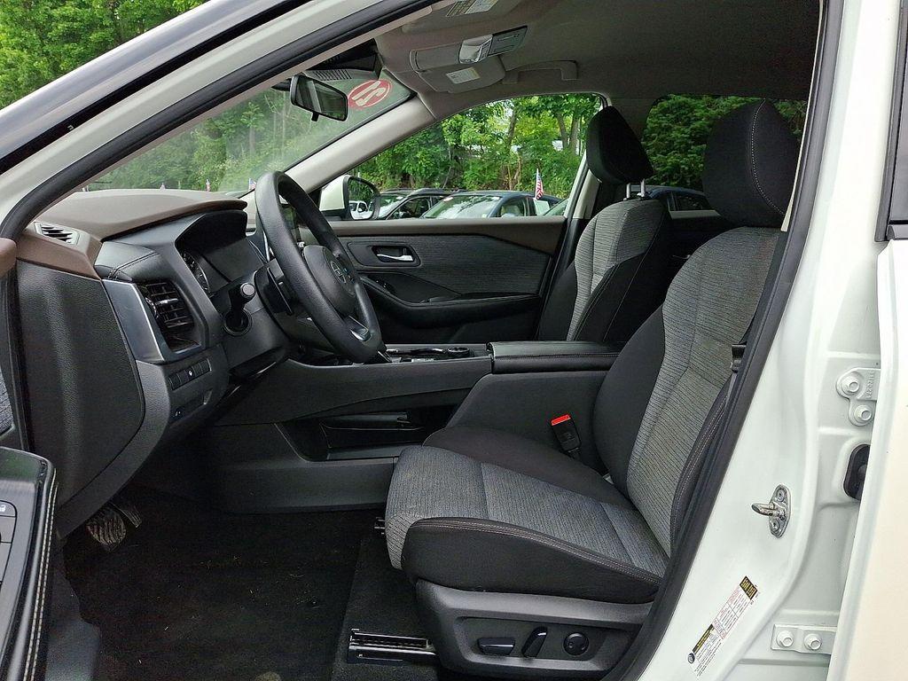 used 2021 Nissan Rogue car, priced at $18,995