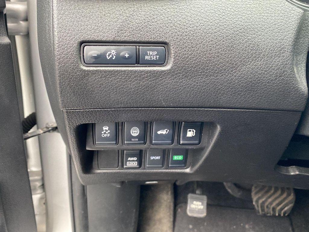 used 2020 Nissan Rogue car, priced at $14,000