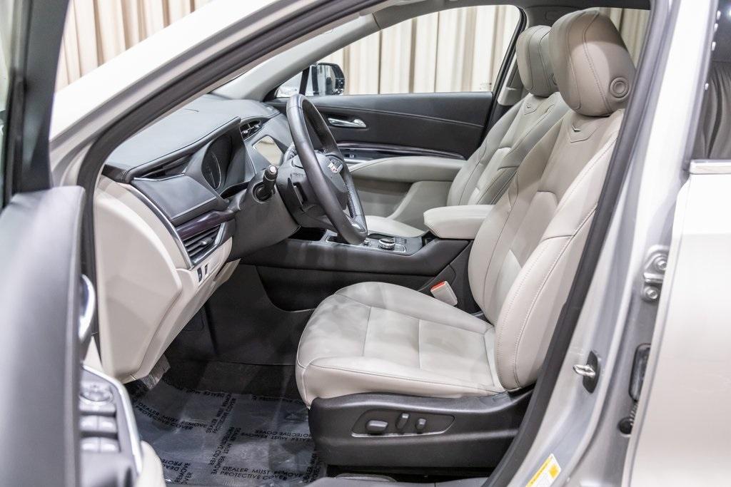 used 2022 Cadillac XT4 car, priced at $23,663